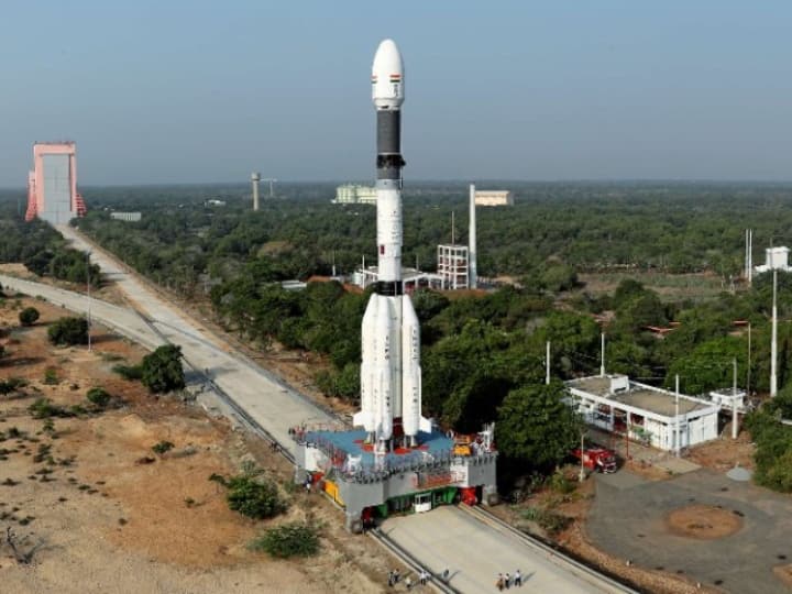 कोरोना महामारी के बीच ISRO कमबैक के लिए तैयार, चीन पर पैनी नजर रखने के लिए ये है प्लान