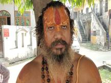 तपस्वी छावनी के महंत परमहंस दास अनशन पर बैठे, इस मांग को लेकर अन्न-जल छोड़ा