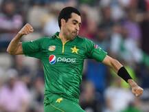 पाकिस्तान के तेज गेंदबाज उमर गुल ने क्रिकेट को अलविदा कहा