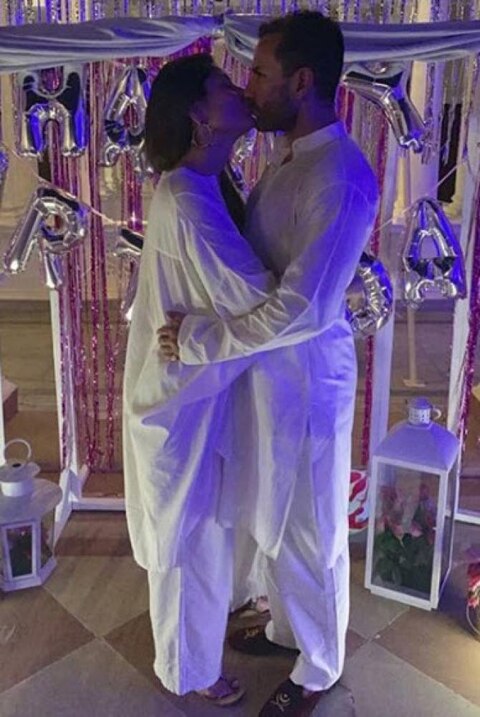 Wedding Anniversary: सैफ-करीना की शादी को आठ साल पूरे, प्रेग्नेंट बेबो ने शेयर किया 10 साल बड़े सैफ संग शादीशुदा लाइफ का राज