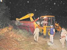 पीलीभीत: बस-पिकअप की जबरदस्त भिड़ंत में 7 लोगों की मौत, दो दर्जन से ज्यादा घायल