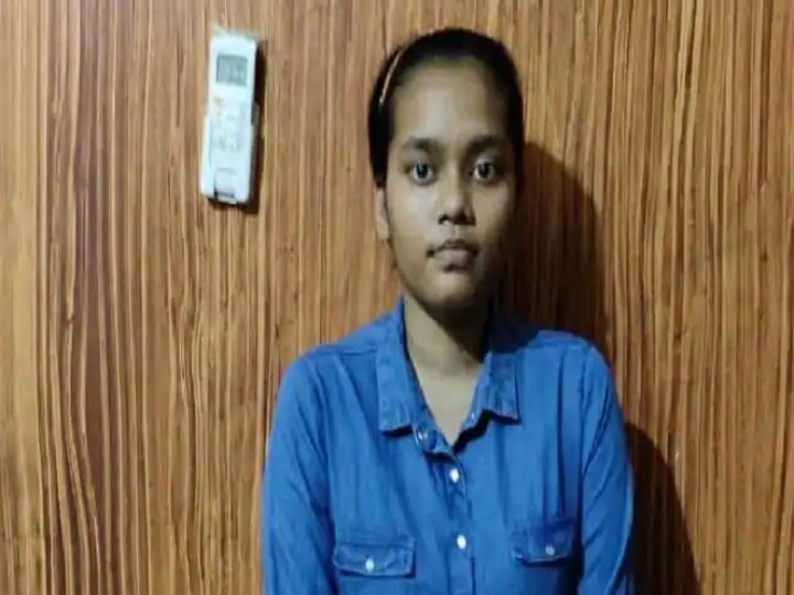 NEET 2020 Result: नीट में AIR 2 रैंक होल्डर आकांक्षा बनना चाहती थीं IAS, फिर क्यों किया NEET देने का फैसला NEET 2020: Akanksha Singh who got AIR 2 rank in NEET result check score card NEET 2020 Result: नीट में AIR 2 रैंक होल्डर आकांक्षा बनना चाहती थीं IAS, फिर क्यों किया NEET देने का फैसला