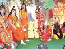 अयोध्या: बॉलीवुड कलाकारों के हुनर से सजेगा रामलीला का मंच, रवि किशन भरत तो बिंदु दारा सिंह बनेंगे हनुमान