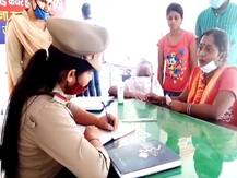 मेरठ: शुरू हुआ पुलिस का 'मिशन शक्ति', महिलाओं के लिए बनाई गई थानों में हेल्प डेस्क