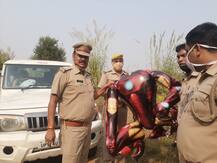 नोएडा में गैस के गुब्बारे को एलियन समझ बैठे लोग, घंटों की मशक्कत के बाद पुलिस ने सुलझाई गुत्थी
