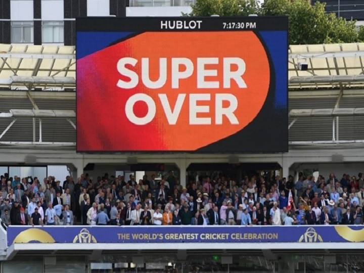 IPL 2020: Three 'Super Overs' played in a single day for the first time in the history of IPL IPL 2020: आईपीएल के इतिहास में पहली बार एक दिन में खेले गए तीन 'सुपर ओवर'