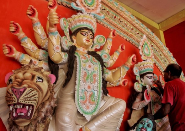 Durga Puja Festival to start from Tommorrow in prayagraj  प्रयागराजः कल से शुरू होगी दुर्गा पूजा, इस बार कोरोना के चलते रहेंगे ये खास इंतजाम