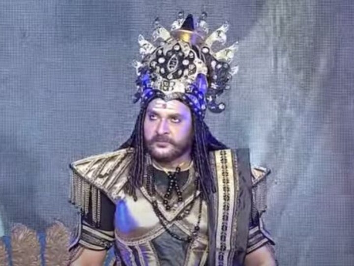 Ayodhya ki Ram leela: Shahbaz Khan playing the role of Ravana अयोध्या की रामलीला: रावण का किरदार निभा रहे शाहबाज़ खान बोले- दुनिया के ऐतिहासिक विलन में से एक है रावण