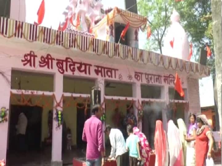 गोरखपुर: नवरात्रि में बुढ़िया माता मंदिर पर होती है श्रद्धालुओं की भीड़, दर्शन से नहीं होती असमय काल में मौत