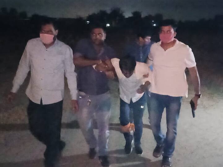 ग्रेटर नोएडाः  दारोगा की पिस्टल लूट कर भाग रहा था रेप का आरोपी, पुलिस ने मुठभेड़ के बाद फिर पकड़ा