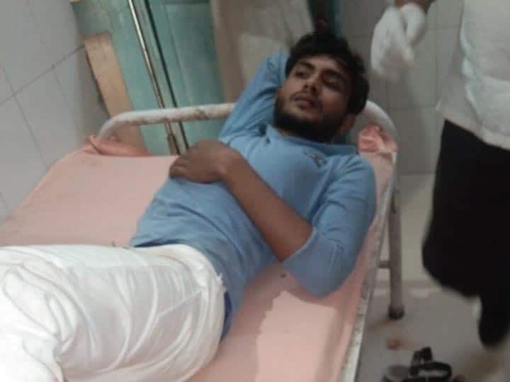 बागपत: धर पकड़ के लिये पहुंची पुलिस पर बदमाश ने तमंचे से किया फायर, जवाबी कार्रवाई में दबोचा गया