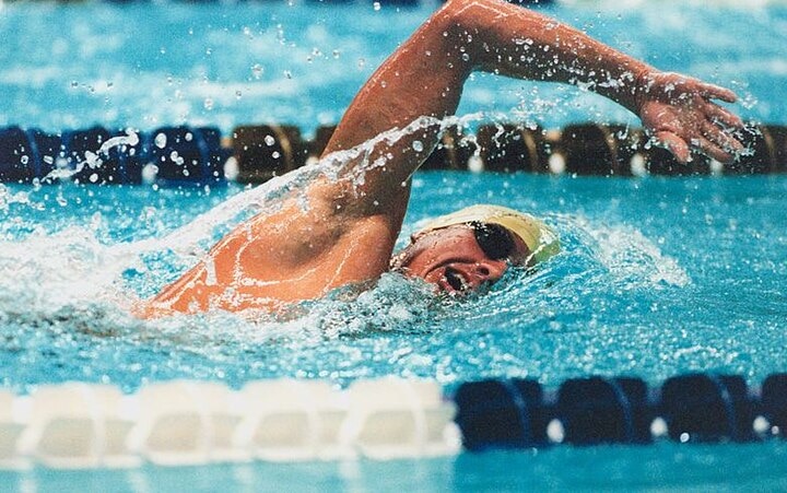 Can cold water swimming lower risk of dementia, What do researches have to say? क्या ठंडे पानी में तैरना डिमेंशिया के खतरे को कर सकता है कम? शोधकर्ताओं ने किया चौंकानेवाला खुलासा