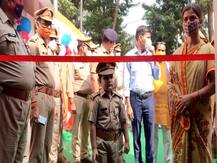 बाराबंकी: महिला शक्ति हेल्प डेस्क की प्रभारी बनी 6 साल की अलीना, पुलिसकर्मियों को दिए निर्देश