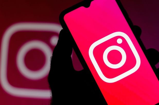 Amazing feature on Instagram, now you will be able to see deleted posts and insta stories. Instagram पर आया कमाल का फीचर, अब डिलीट किए पोस्ट भी देख पाएंगे