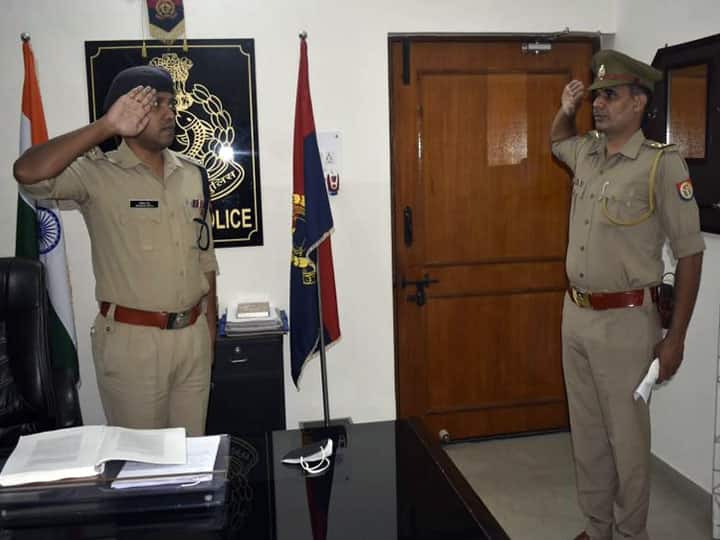 बागपत: आखिरकार दारोगा इंतसार अली ने कटवा ली दाढ़ी, एसपी ने किया बहाल