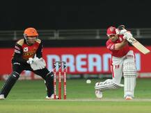 IPL 2020: 13वें सीजन में बिल्कुल शांत है मैक्सवेल का बल्ला, 11 मैचों में नहीं लगा पाए एक भी छक्का