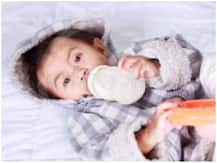 आपके मासूम गटक रहे रोजाना प्लास्टिक के सूक्ष्ण कण, वैज्ञानिकों ने कहा- प्लास्टिक बोतल में दूध है हानिकारक