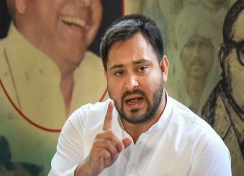 Bihar Election: तेजस्वी ने मुख्यमंत्री पर साधा निशाना, कहा- पूरी तरह से उर्जाविहीन हो चुके हैं नीतीश जी Bihar Election: तेजस्वी ने मुख्यमंत्री पर साधा निशाना, कहा- पूरी तरह से उर्जाविहीन हो चुके हैं नीतीश जी