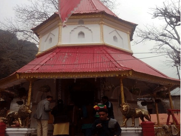 Know  the history of Naina Devi Shaktipeeth present in Uttarakhand and Himachal Pradesh Devi Shakti Peeth: जानें उत्तराखंड और हिमाचल में मौजूद नैना देवी शक्तिपीठों का इतिहास, यहां गिरा था मां सती का यह अंग