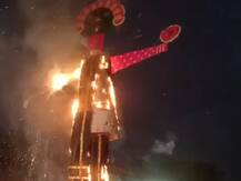 रायबरेली: रावण दहन के कार्यक्रम में भी कोरोना महामारी का असर, पुतले का कद छोटा, भीड़ भी रही नदारद