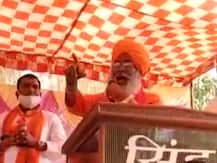 उन्नावः साक्षी महाराज का विवादित बयान- आबादी के अनुपात में बने श्मशान और कब्रिस्तान