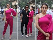 Photos: वरुण धवन के साथ 'कुली नं 1' के प्रमोशन के दौरान स्पॉट हुई सारा अली खान, ड्रग्स के बाद पहली बार इस अंदाज में आईं नजर