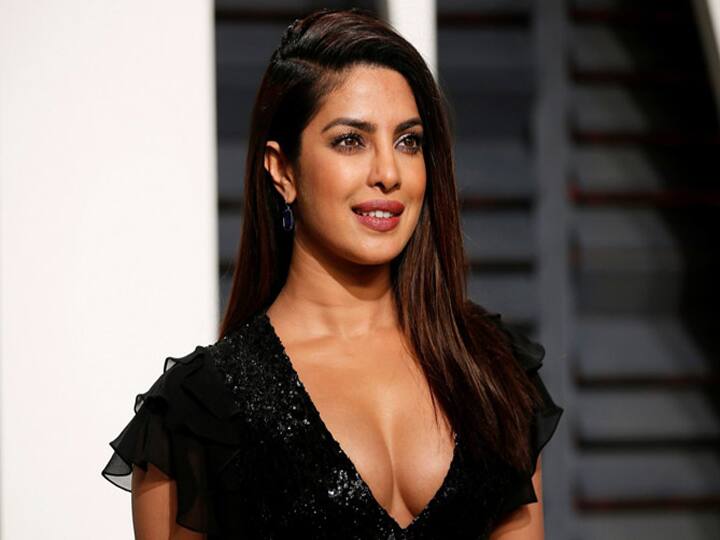 प्रियंका से यूके में नियम को तोड़ने के लिए उनसे कोई जुर्माना नहीं लिया गया क्योंकि उन्होंने पुलिस को कुछ डॉक्यूमेंट के जरिये यह बताया कि एक फिल्म के लिए उनका हेयर कलर किया जाना था.