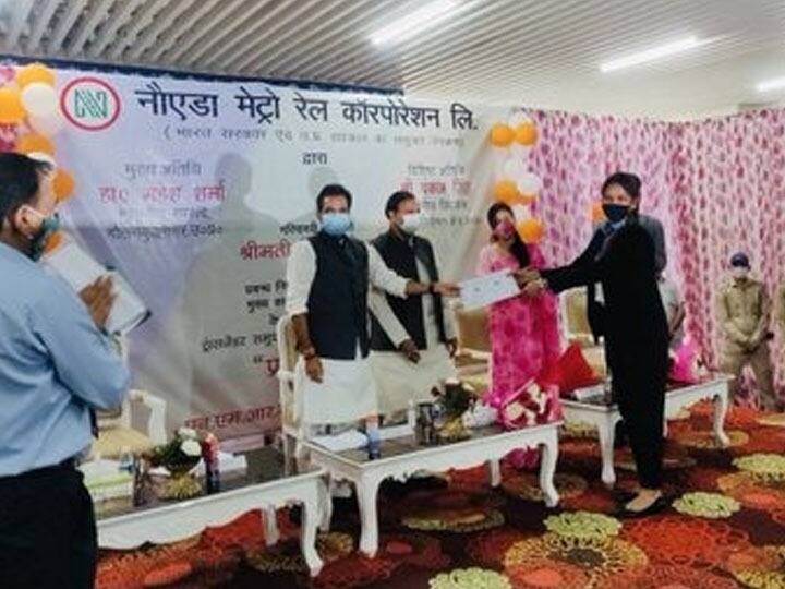 NMRC dedicates sec 50 metro station to transgender community renames it as pride station नोएडा: NMRC की सराहनीय पहल, सेक्टर-50 मेट्रो स्टेशन में हुई ट्रांसजेंडर की तैनाती, 'प्राइड स्टेशन' है नाम