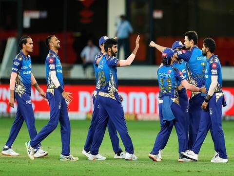 MI vs RCB: मुकाबले में इन खिलाड़ियों के प्रदर्शन पर रहेंगी सभी की नजरें MI vs RCB: मुकाबले में इन खिलाड़ियों के प्रदर्शन पर रहेंगी सभी की नजरें
