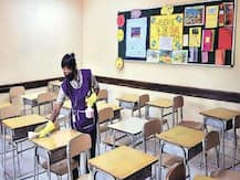 नोएडा: छात्रों को स्कूल वापस लाने की जद्दोजहद में निजी स्कूल, अभिभावकों को सता रहा है इस बात का डर