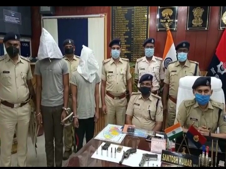 Bihar: Two more criminals with weapons arrested in candidate murder, so many people involved in murder ann बिहार: प्रत्याशी हत्याकांड में हथियार के साथ दो और अपराधी गिरफ्तार, हत्या में इतने लोग थे शामिल