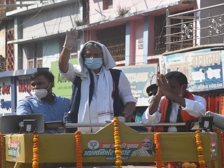 Bihar Election: Corona overpowered by power lust of bihar politician...Congress demanded arrest of sushil Kumar modi under covid act ann बिहार चुनाव: कोरोना पर नेताजी का चुनावी जुनून हावी, कांग्रेस ने की कोविड एक्ट के तहत सुशील मोदी की गिरफ्तारी की मांग