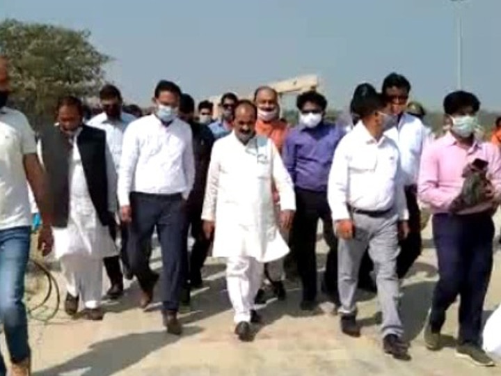 Uttar Pradesh Cabinet Minister Dara singh chauhan gorkahpur zoo visit ANN सीएम योगी के ड्रीम प्रोजेक्‍ट का वनमंत्री ने किया निरीक्षण, कहा- जल्‍द ही जनता को मिलेगा तोहफा