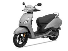 दिवाली पर TVS के इस स्कूटर पर मिल रहा जबरदस्त ऑफर, इससे है मुकाबला