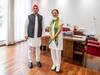 सपा में शामिल हुईं पूर्व कांग्रेस सांसद अन्नू टंडन, अखिलेश बोले- भाजपा-बसपा से अकेले कर रहे मुकाबला