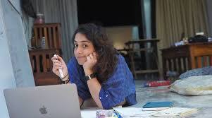 इरा के अनुसार, उनके पेरेंट्स ने आपसी रजामंदी से और बेहद सौहार्दपूर्ण तरीके से अलग होने का फैसला किया था इसलिए पेरेंट्स के इस डिसीजन से उन्हें सदमा नहीं लगा.