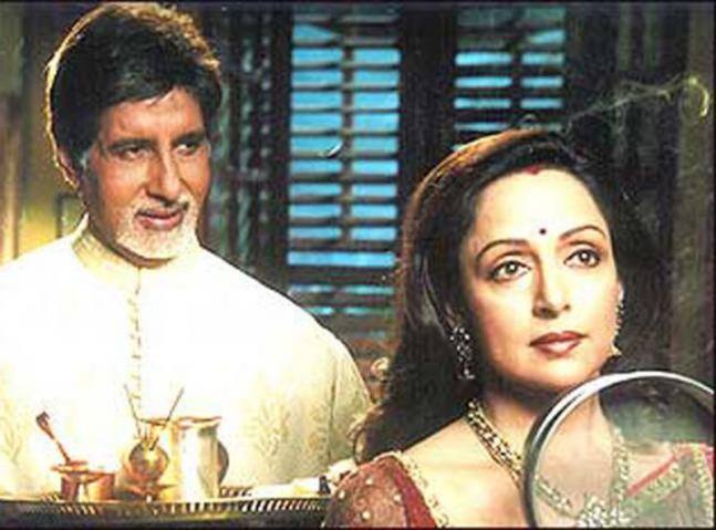 Karwa Chauth का हिंदी फिल्मों से है खास कनेक्शन, खूब फेमस हुए हैं ये सीन्स