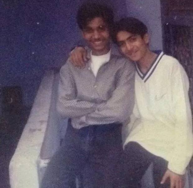 राजकुमार राव - बॉलीवुड के टॉप स्टार्स में से एक राजकुमार राव की फिल्म ‘छलांग’ 13 नवंबर को रिलीज होने वाली है. बॉलीवुड में बड़ा नाम हो चुके राजकुमार फेमस होने से पहले कुछ ऐसे दिखते थे.