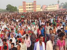 In Pics: तेज प्रताप यादव जब पहुंचे महुआ, तब इस अंदाज में समर्थकों ने किया उनका स्वागत