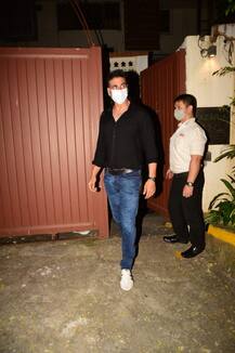 लारा दत्ता के घर के बाहर स्पॉट हुए ये बॉलीवुड सितारे, कैजुअल अंदाज में दिखे अक्षय कुमार और कई एक्ट्रेसेस