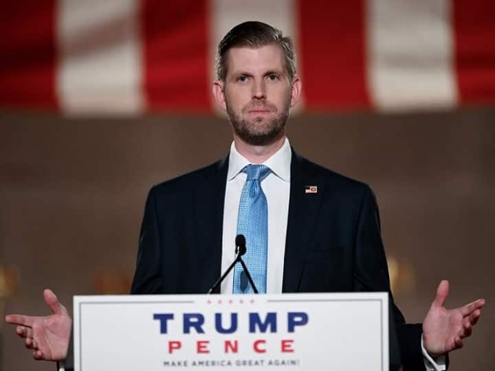 US Elections: मतगणना के बीच ट्रंप के बेटे ने वीडियो ट्वीट कर ‘80 ट्रंप वोट जलाने' का किया दावा US Elections: Eric Trump shared a fake video of a person claiming to burn 80 Trump ballots US Elections: मतगणना के बीच ट्रंप के बेटे ने वीडियो ट्वीट कर ‘80 ट्रंप वोट जलाने' का किया दावा