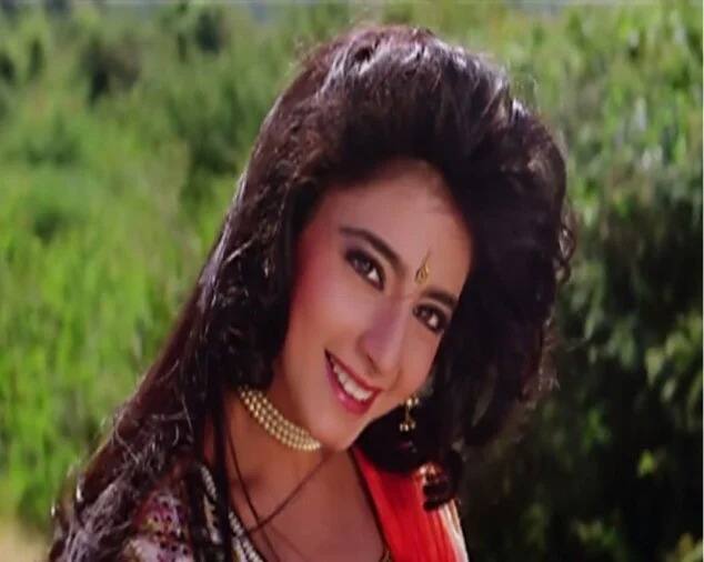 कंचन-सलमान के साथ एक्ट्रेस कंचन ने भी फिल्म ‘सनम-बेवफ़ा’ में काम किया था लेकिन आज वह कहां हैं यह जानकारी किसी को नहीं है. आपको बता दें कि कंचन ने दक्षिण भारत की फिल्मों में काम करने की भी कोशिश की थी लेकिन बात कुछ बनी नहीं जिसके बाद वह लाइमलाइट से दूर होती चली गईं.