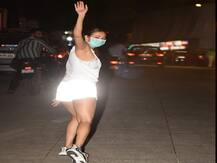 Malaika Arora अपनी फिटनेस को लेकर है काफी पजेसिव, मुंबई की सड़को पर रनिंग करते हुए स्पॉट