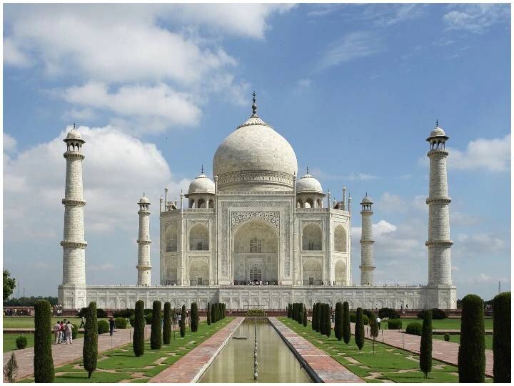 Agra administration decides to increase Taj Mahal ticket prices From April अप्रैल से महंगा हो सकता है ताजमहल का दीदार, जानें- अभी कितने रुपये करने पड़ते हैं खर्च