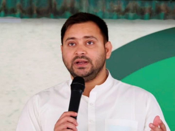 Tejashwi Yadav did not follow party discipline Jagada Nand Singh reaction ANN आरजेडी दफ्तर में श्याम रजक और जगदानंद सिंह सरीखे नेता लाइन में खड़े रह गए, जानें जब तेजस्वी पहुंचे तो क्या हुआ?