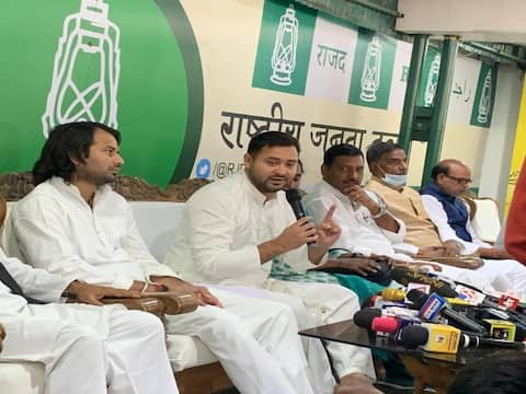 Bihar Results: तेजस्वी ने कहा- 'थोड़ी सी भी नैतिकता है तो जनादेश का सम्मान करते हुए कुर्सी से हटें CM नीतीश' Bihar Results: तेजस्वी ने कहा- 'थोड़ी सी भी नैतिकता है तो जनादेश का सम्मान करते हुए कुर्सी से हटें CM नीतीश'