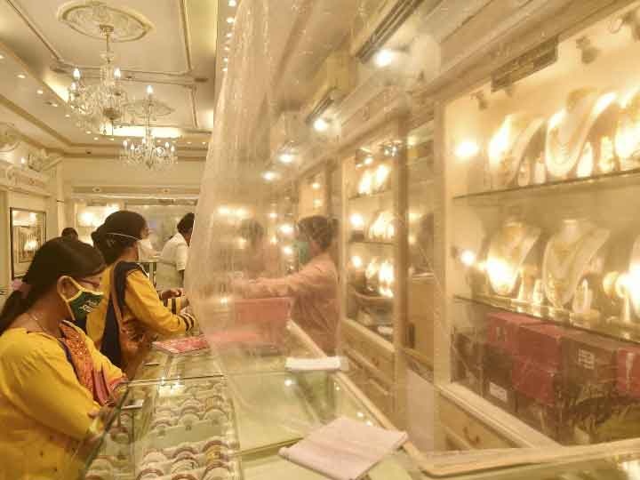 Customers returned to markets on Dhanteras, know what are the prices of gold and silver धनतेरस पर बाजारों में लौटी रौनक,  जानें सोना और चांदी की क्या हैं कीमत