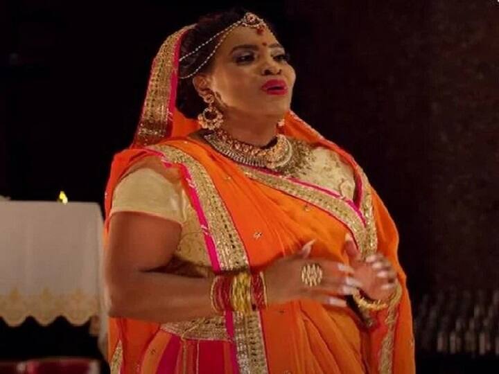 American singer Mary Millben sings 'Om Jai Jagdish Hare ..' for Diwali greetings, watch video अमेरिकी सिंगर मैरी मिलबेन ने दीवाली की शुभकामनाओं के लिये गाया ‘ओम जय जगदीश हरे..’ वीडियो वायरल, देखें वीडियो