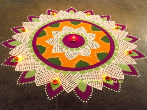 Diwali Rangoli Design 2020: घर की सजावट में शामिल करें रंगोली, ये रहीं खूबसूरत डिजाइन Diwali Rangoli Design 2020: घर की सजावट में शामिल करें रंगोली, ये रहीं खूबसूरत डिजाइन