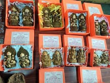 आगरा: गाय के गोबर से बनी लक्ष्मी-गणेश की मूर्तियां हैं खास, जानें- कैसे पर्यावरण संरक्षण में मिलेगी मदद